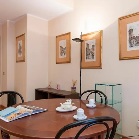 Apartman Comodo Tra Brera E Porta Nuova Milánó