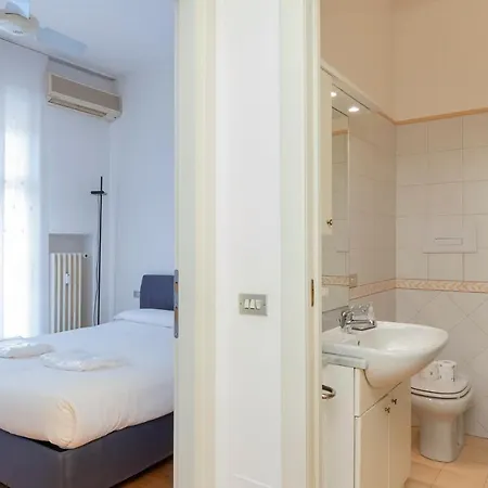 Comodo Tra Brera E Porta Nuova * Milánó