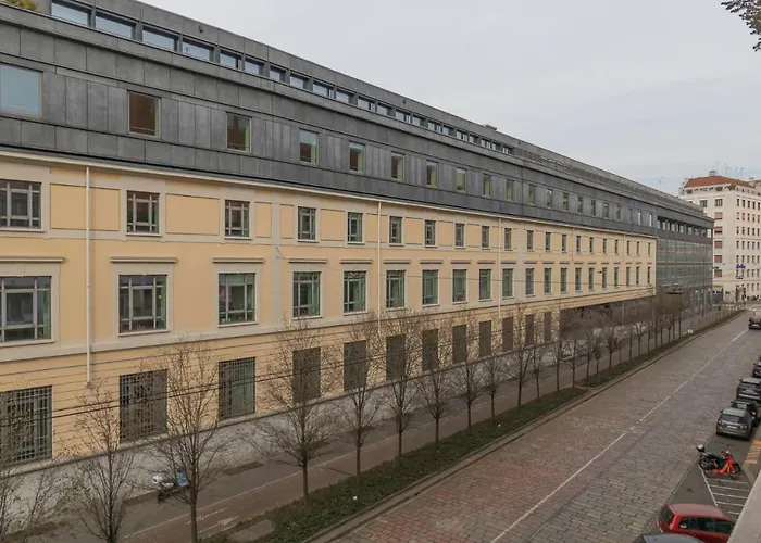 Comodo Tra Brera E Porta Nuova 아파트